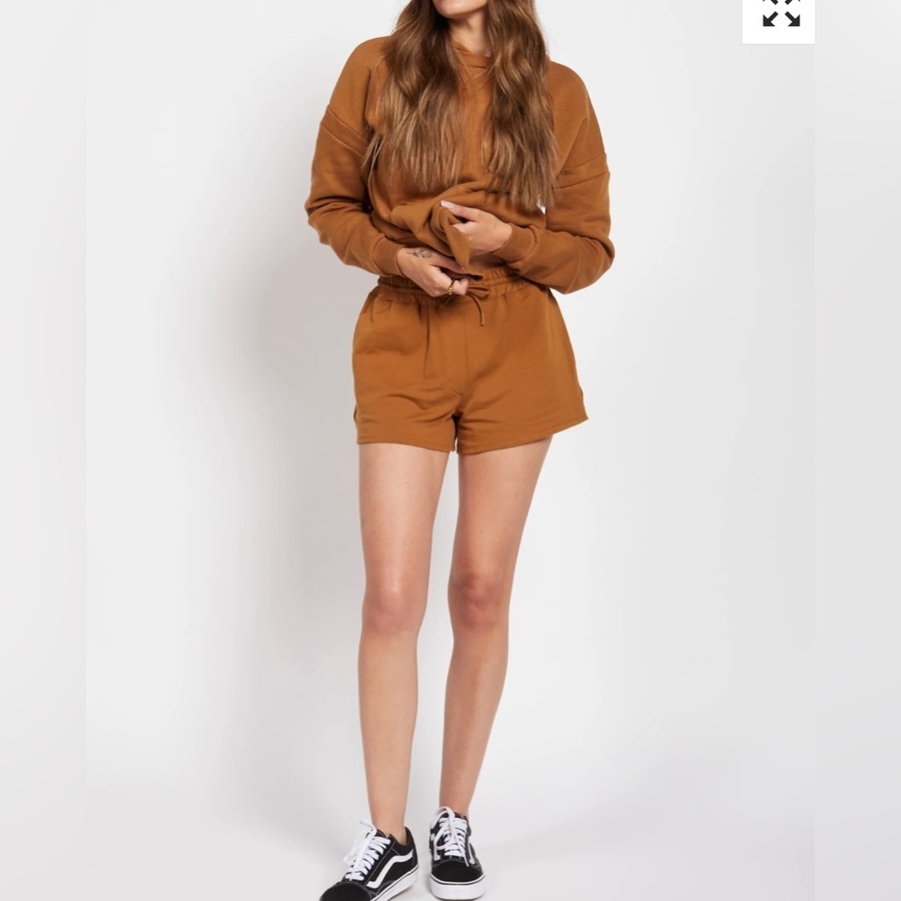 RICHER POORER
Terry Sweatshort